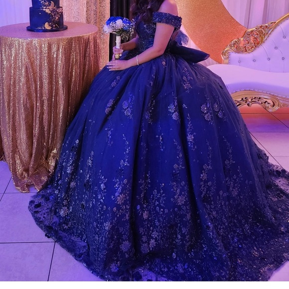 Quinceañera Navy blue dress - Picture 8 of 15